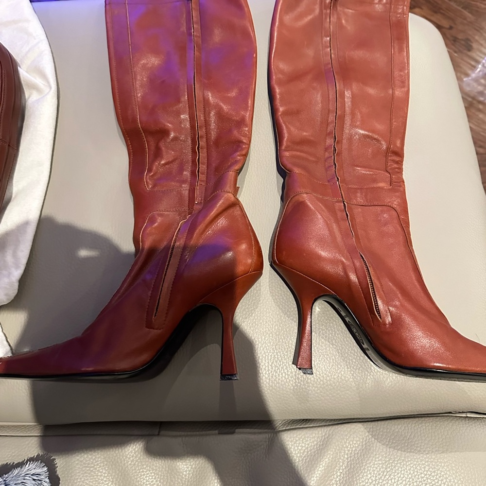 Versace Red Heeled Boots - Picture 5 of 7